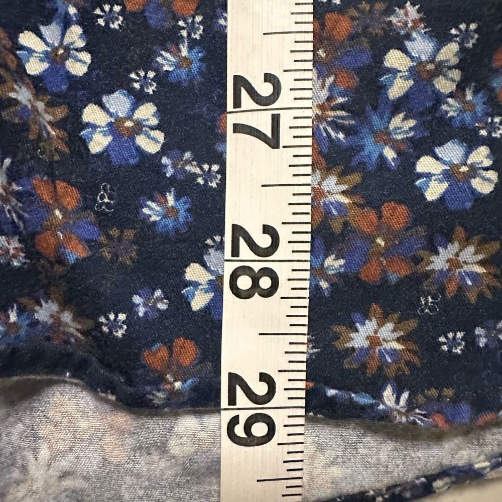 Massimo Dutti floral button up medium - Picture 6 of 7